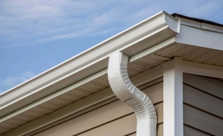 Capital seamless aluminum gutters installed on Texas home