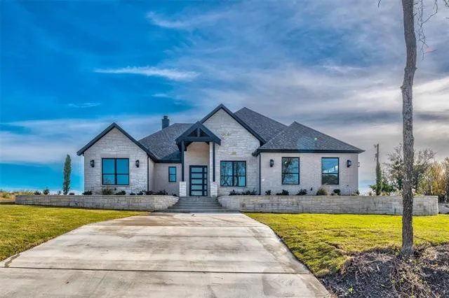 Full replacement in Princeton, TX by DJJ Roofing